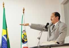 O presidente da Cmara, Joo Madureira (PSC), assumiu interinamente a prefeitura de Vrzea Grande