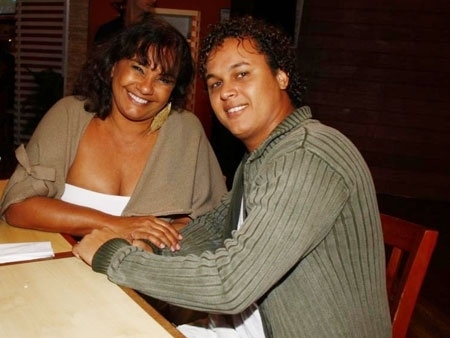 Solange Couto e o marido, Jamerson Andrade; casal comemora gravidez