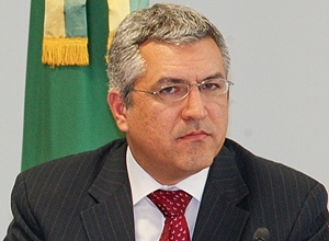 Ministro das Relaes Institucionais, mdico Alexandre Padilha,  o nome mais cotado para assumir a Sade  