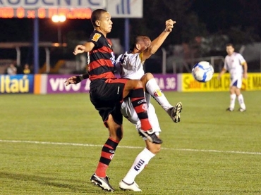 Com reao nos ltimos minutos, Flamengo venceu primeiro jogo com Silas no comando