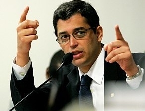 Deputado ndio da Costa (DEM-RJ), tem 40 anos e foi relator do projeto Ficha Limpa.