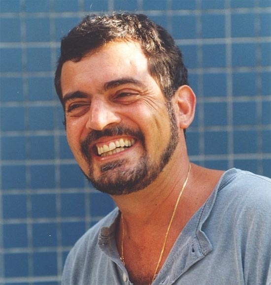 O ator Buza Ferraz, conhecido por seus papis em novelas da Globo, morreu neste sbado (3) no Rio de Janeiro