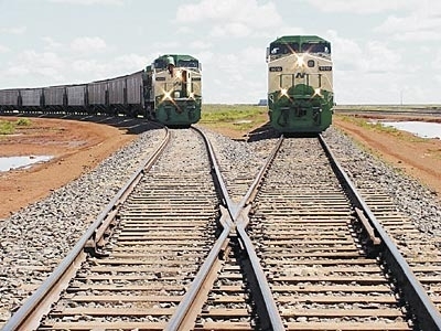 Os trilhos de Lucas do Rio Verde farćo entroncamento com Ferrovia Norte-Sul