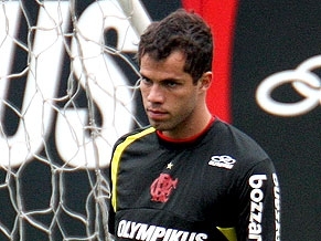 Marcelo Lomba assume o gol nesta quarta