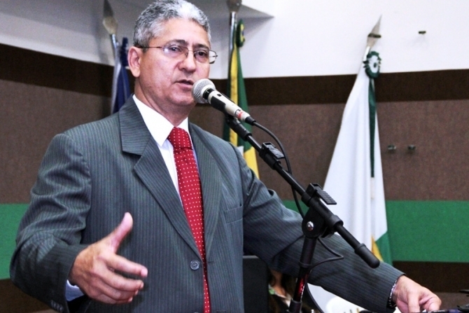 Osas Machado espera que oramento da Cmara tenha acrscimo de 18% em 2014