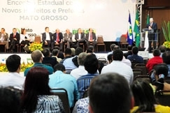 Governador Silval Barbosa discursa para os prefeitos de Mato Grosso durante a abertura do Encontro Estadual de Novos Pre