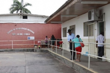 Veculos atendiam pacientes do Centro de Reabilitao Dom Aquino