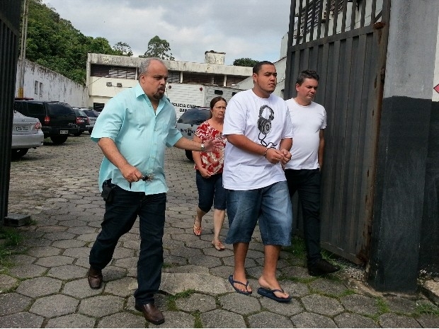 Filho de dono de restaurante  preso em Guaruj, SP