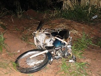 A moto era pilotada pelo secretrio que no resistiu aos ferimentos e morreu
