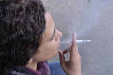 Nmero de fumantes passivos se manteve estvel em 10,2% de 2012 para 2013