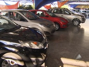 Fabricantes discutem vendas de carros nacionais  para a Argentina