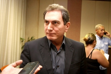 O secretrio-chefe do Governo Silval Barbosa, Pedro Nadaf, que assinou o contrato