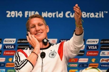 Schweinsteiger era s sorrisos na ltima entrevista coletiva  Laurence