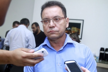 Eduardo Botelho (PSB), que preside a Comisso de Reforma Adminstrativa da Assembleia