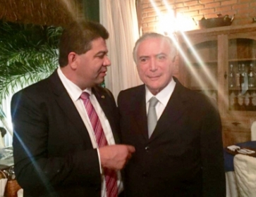 Senador Cidinho Santos em um dos encontros com o presidente Michel Temer