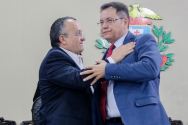 O governador Pedro Taques e o presidente da Assembleia Legislativa, Eduardo Botelho