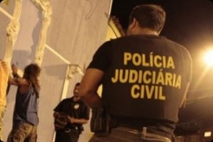 A Polcia Civil investiga a denncia de orgia com adolescentes, no CPA IV