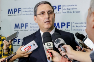 O promotor de Justia, Andr Luis de Almeida, que conduz a investigao