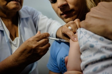 Campanha contra a gripe deve vacinar 847 mil pessoas em Mato Grosso  Foto: Mayke Toscano