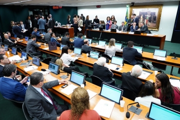 Reforma da Previdncia deve ser votada ainda neste ms  Foto: Pablo Valadares/Cmara dos Deputados