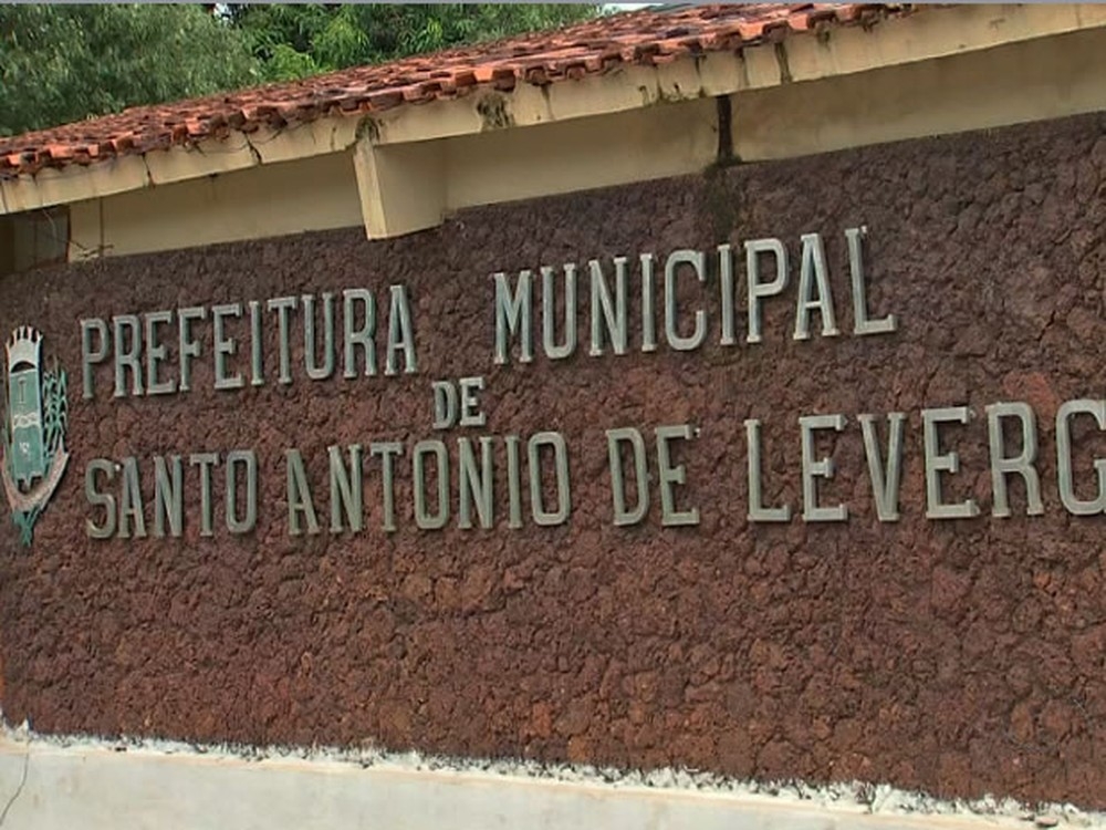 Prefeitura Municipal de Santo Antnio de Leverger (MT), em Mato Grosso.  Foto: Reproduo/TVCA
