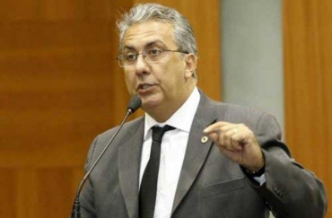 O ex-reitor da Universidade Estadual de Mato Grosso (Unemat), Adriano Silva,  uma das vtimas fatais da Covid-19