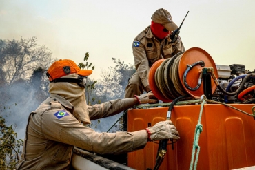 Bombeiros mato-grossenses durante combate aos incndios - Foto por: Mayke Toscano/Secom-MT
