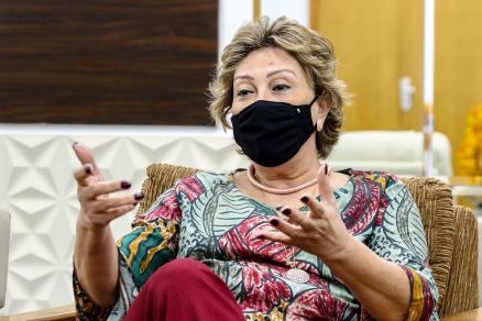 A desembargadora Maria Helena Pvoas, presidente do Tribunal de Justia de Mato Grosso