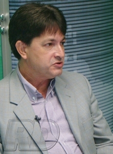 Secretrio Carlos Brito