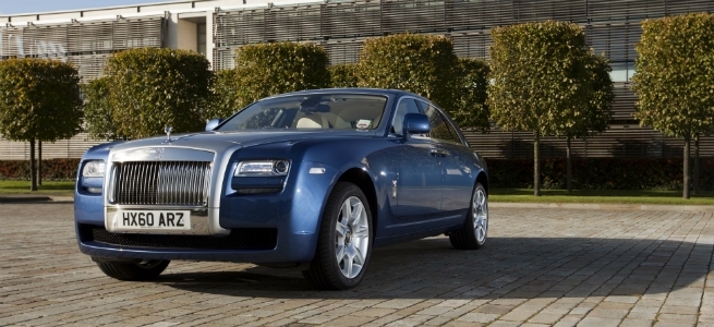 Presente de filho: Rolls-Royce vende primeiro carro no Brasil; Ghost de R$ 2,3 milhes