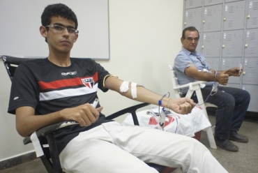 Equipe do Instituto de Hematologia do Centro Oeste veio de Cuiab para realizar a coleta do sangue dos doadores na UNED