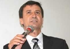 O prefeito afastado Wilson Francelino de Oliveira (PDT) entrou com recurso para anular a deciso judicial