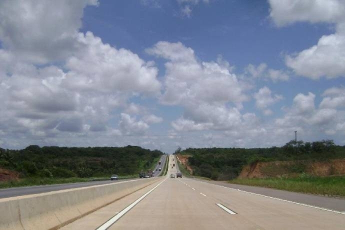 BR 101  uma das principais vias do nordeste brasileiro e  alvo de corrupo