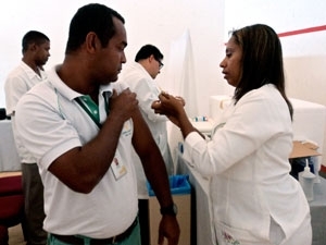 Funcionrios foram vacinados em Costa do Saupe