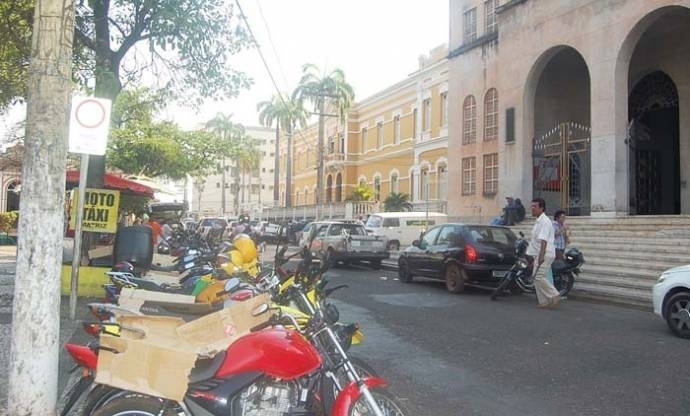 Camels propem que a Prefeitura libere a Rua Antonio Maria, em frente  Catedral Metropolitana