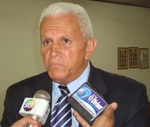Jason Alves seria empossado prefeito de Alto Paraguai nessa manh