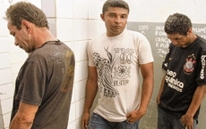 3 acusados de roubarem veculo em Primavera foram detidos em um posto na Rodovia dos Imigrantes, em Vrzea Grande