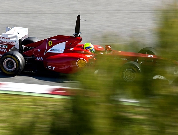 Felipe Massa durante o teste em Barcelona