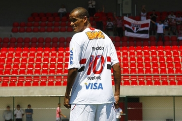 Rivaldo far sua estreia com a camisa do So Paulo contra o Linense
