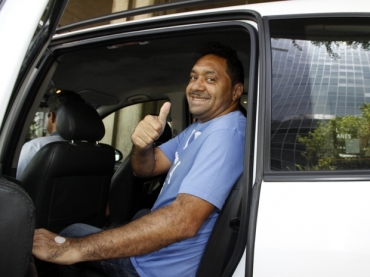 Tiririca deixou hospital na manh deste domingo, em So Paulo 