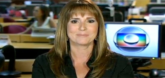 A jornalista Renata Capucci, que apareceu com novo corte de cabelo na edio deste sbado (8) do 