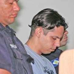 Carlos Henrique j est preso na PCE, onde deve ficar por mais 17 anos, antes de conseguir a progresso de pena