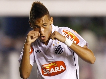 O Santos vai precisar lutar muito se quiser segurar Neymar; segundo o craque, cinco clubes da Europa esto interessados