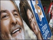 Lula est constantemente presente na campanha, diz Washington Post