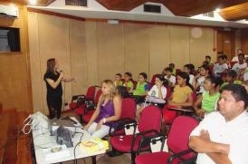Delegada ministra palestra para alunos de escola rural do Pedra 90. 