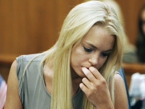 Lindsay Lohan durante a audincia em que foi condenada a 90 dias de priso.