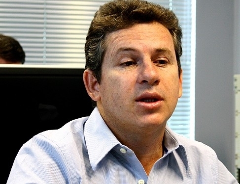 Mauro Mendes, que minimiza a liderana de Silval nas pesquisas e j se v no segundo turno