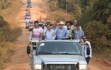 Ao lado de Cidinho e de Jos Riva, governador Silval Barbosa recebe apoio de prefeito Pedro Miyazima