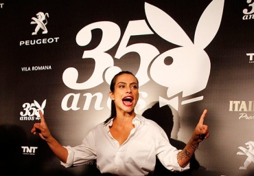 A atriz Cleo Pires na festa de lanamento da edio de agosto da revista 