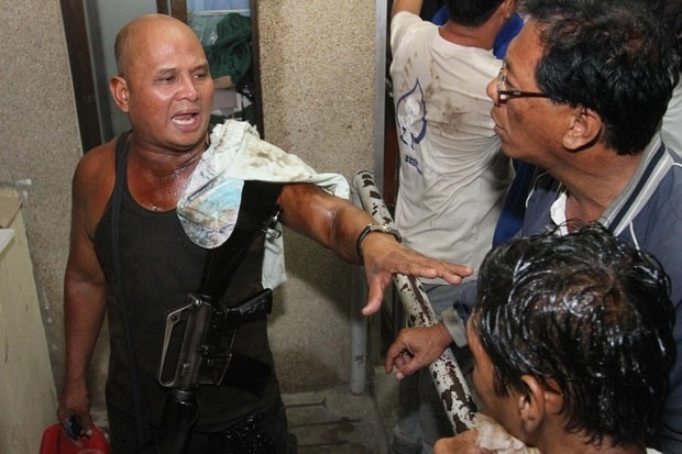 Militar filipino exploca como sobreviveu ao naufrgio nesta sexta-feira (16)